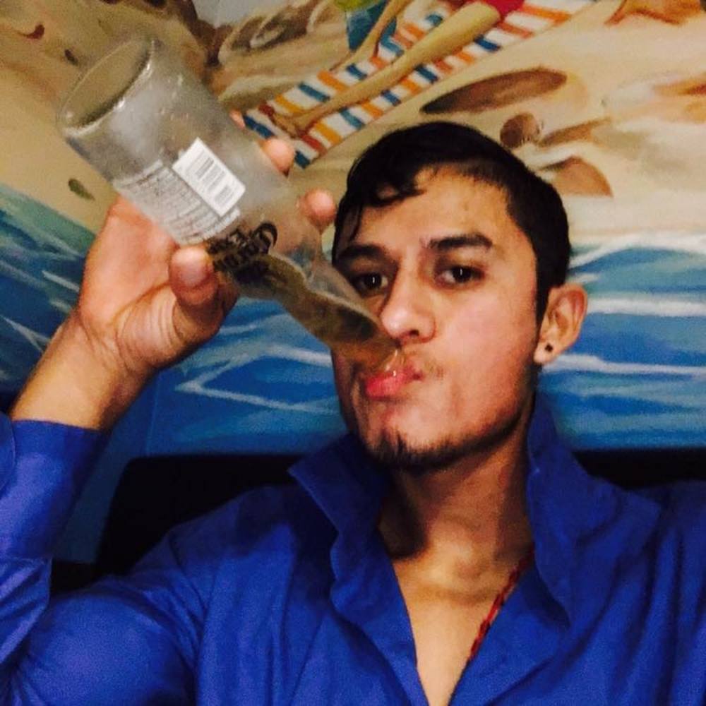 Meet your Posher, Leonel